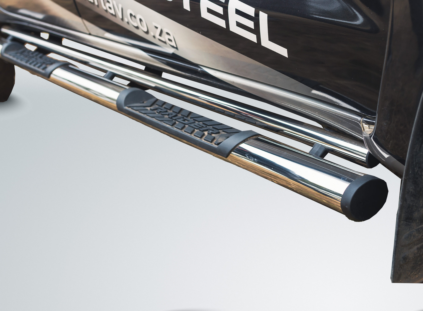 ARTAV - Toyota Hilux Side Steps Double Cab Stainless (2006 – 2015) - 80026T