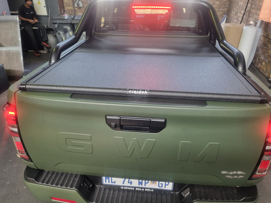 Trifold Hard Lockable Cover GWM P300