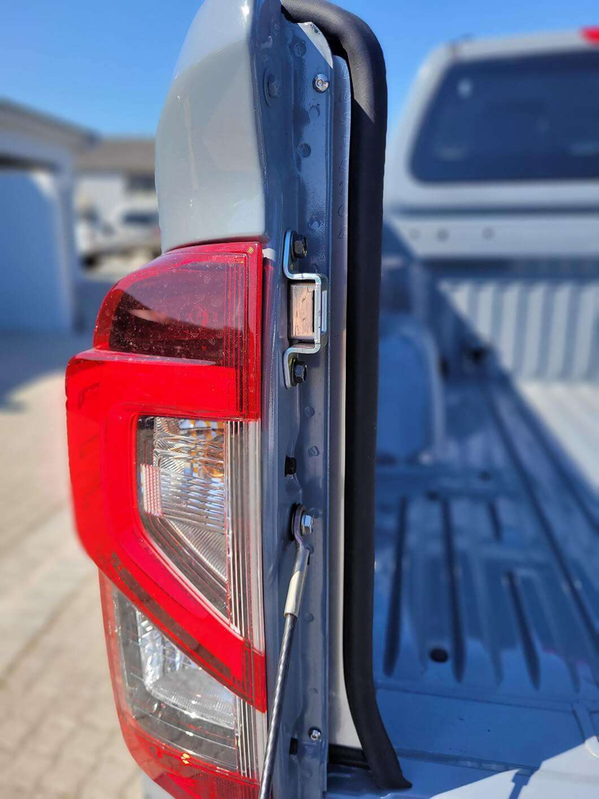 Dust Kit Nissan Navara (2021+)