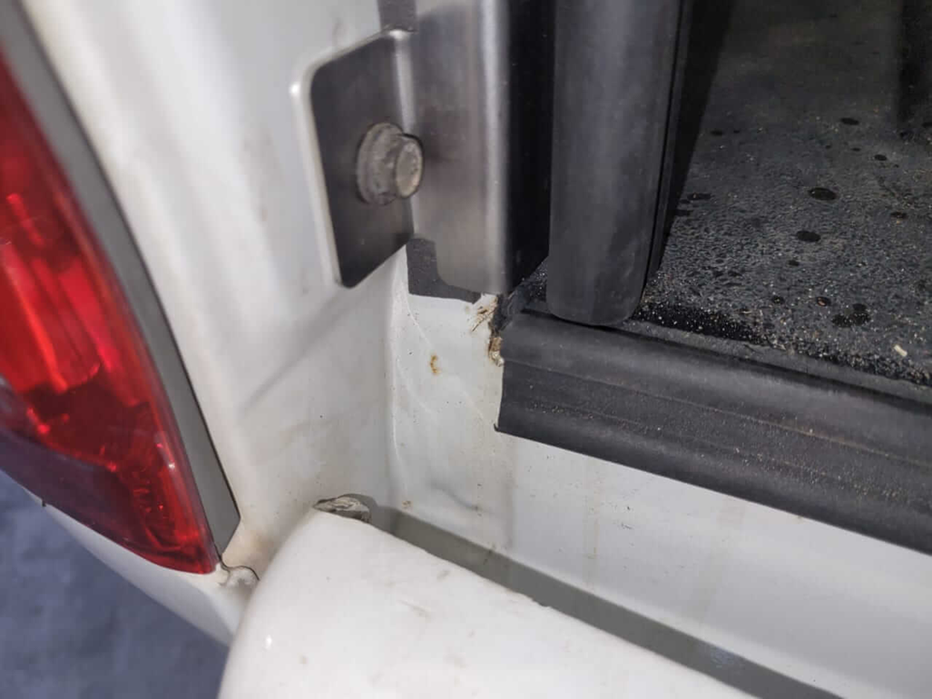 Dust Kit  Toyota Hilux (2005-2015 models)