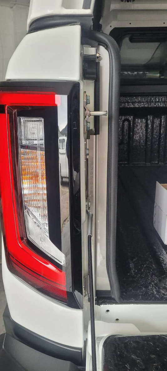 Dust Kit  Toyota Hilux (2026)